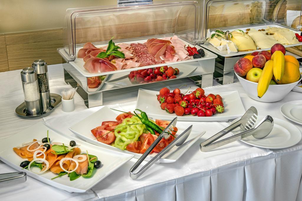 Hotel Villa Privileggio Мощеничка-Драга Экстерьер фото